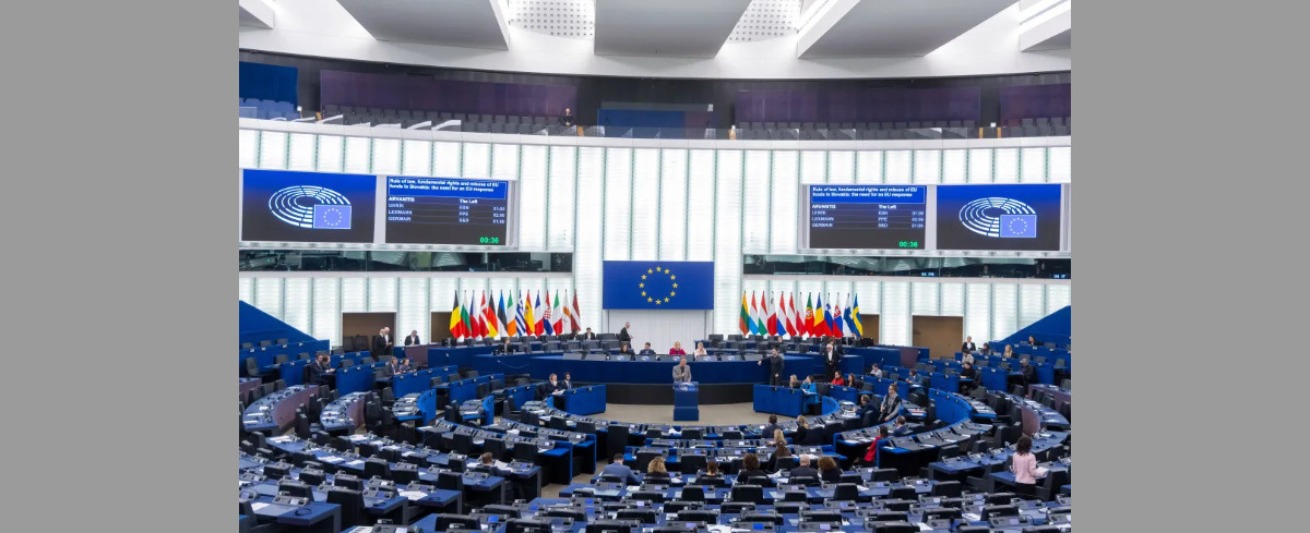 Komisja prawna w PE za uchyleniem immunitetu Obajtkowi, Jakiemu, Braunowi i Buczkowi