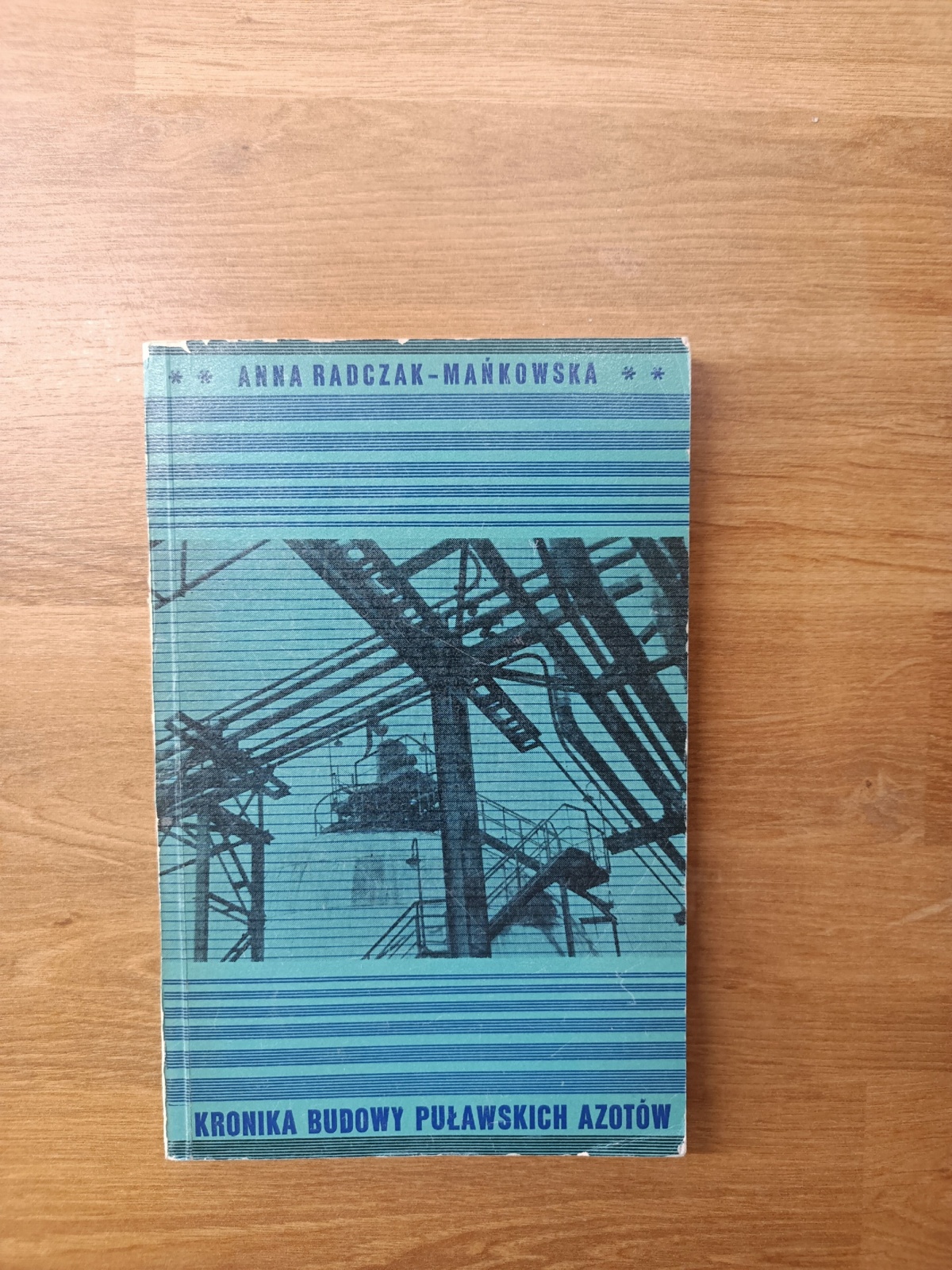 26a9e985-96e2-43d3-899d-1a0ebd2eaa68