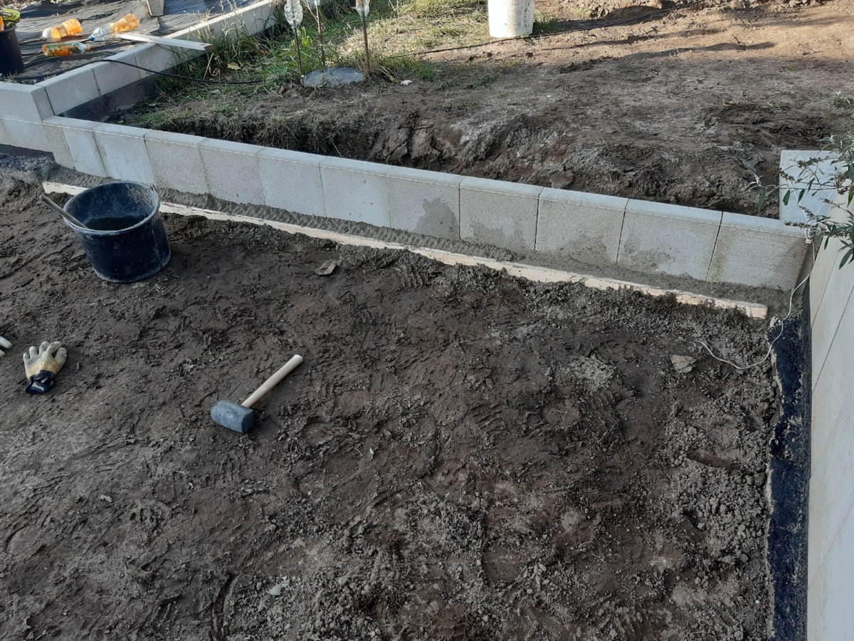 0a98f96a-ab43-4374-8a5a-7c5b90a0e7ba