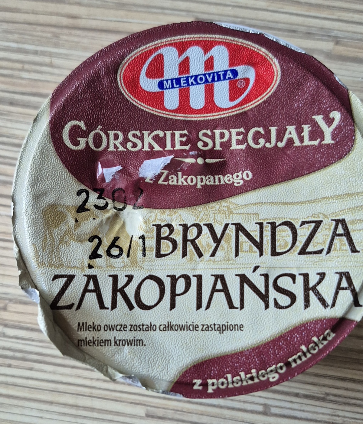 878b3ff5-09f9-48d8-8c6c-923f1cec695a