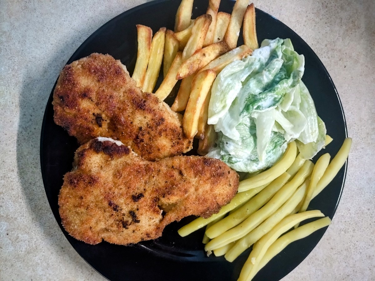 f4683aed-1dd3-4f18-a81c-ccb421bb7e40