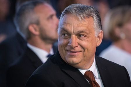 Sojusz z Węgrami kosztuje Polskę coraz więcej