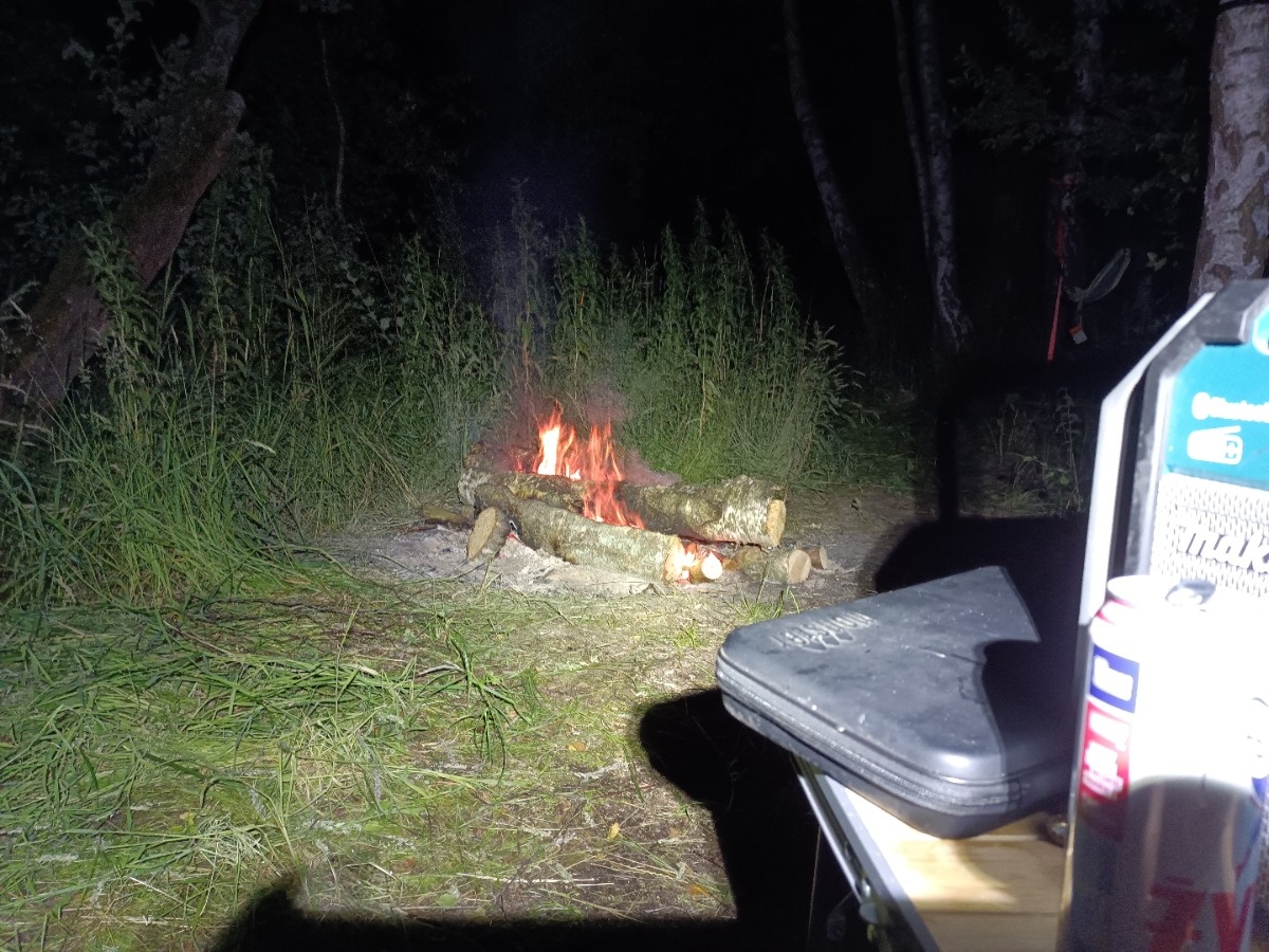 ef6ea453-713b-4d3d-b1f3-dddc07710a0f