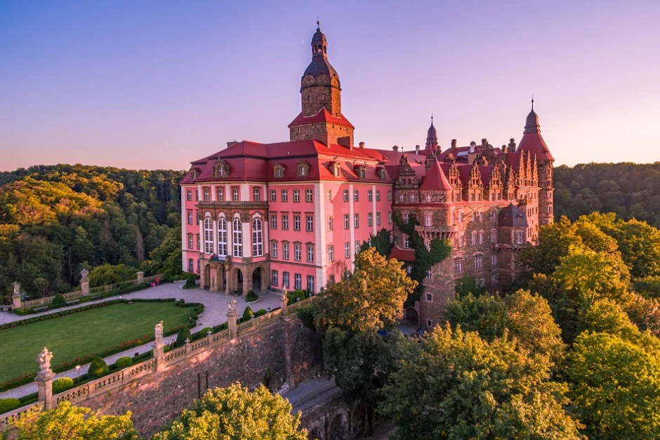 417490b6-2737-498f-b30b-4334c7804471