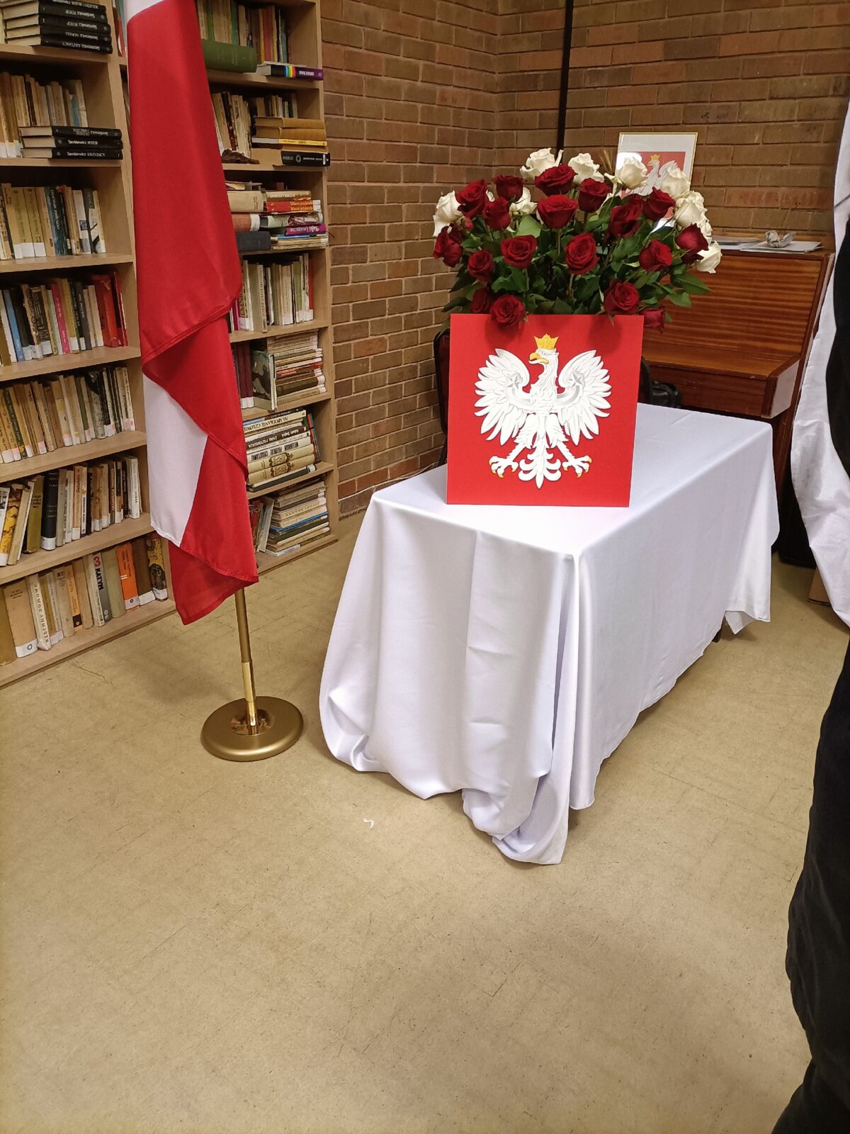 7b77c53f-6c9d-49f7-8027-093c64f12f59