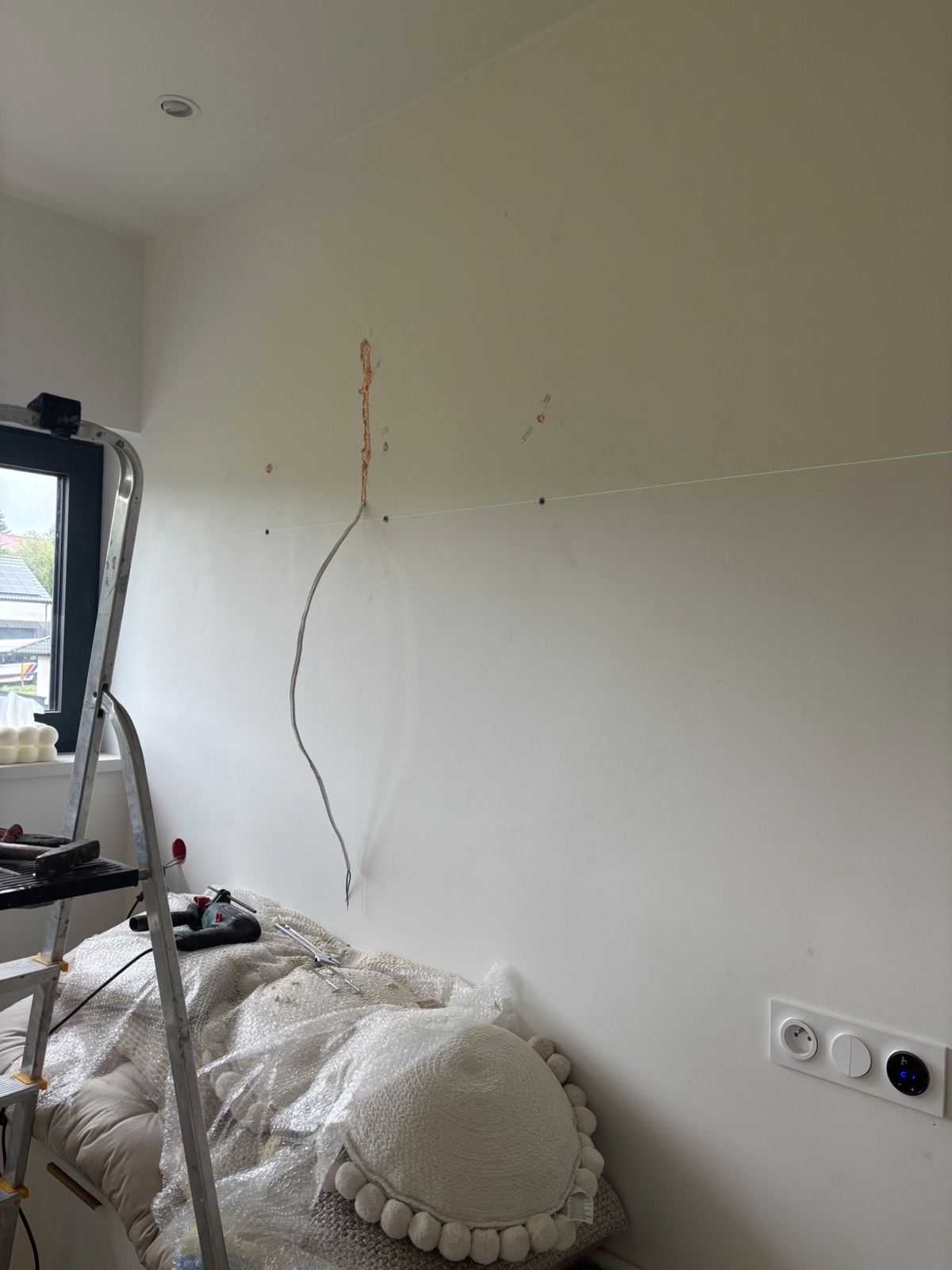 ee21f464-854b-46e2-adb9-85392c201b5c