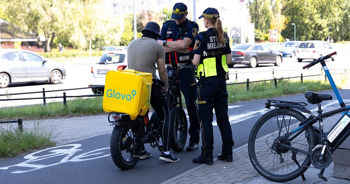 Na Ursynowie policja kontrolowała "rowery" elektryczne. "Najgorsze są speedboxy"