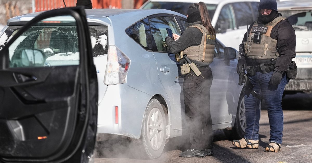 Gubernator Minnesoty: ICE zastrzeliło kolejną osobę.