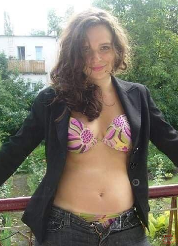 7611aebd-35f2-4455-b6d7-4ba8328e3e89