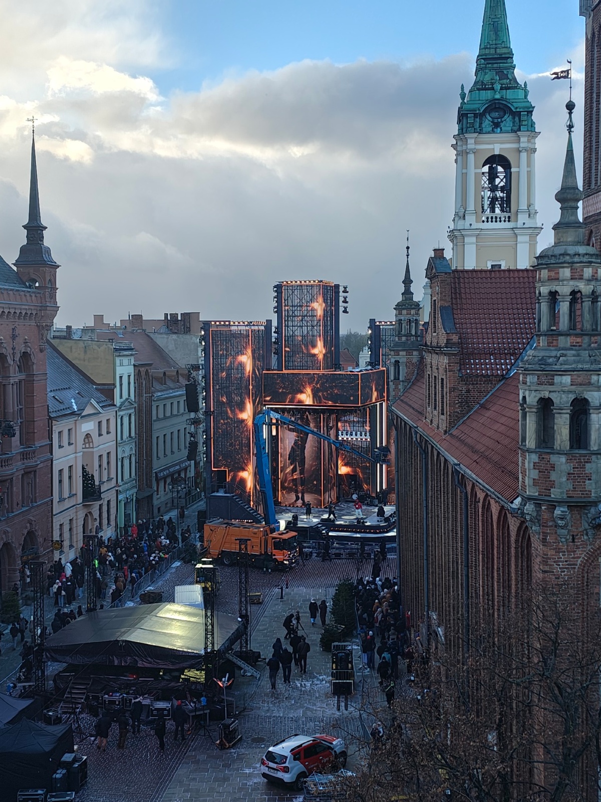 c109e22e-2336-4b26-a215-d18d045752c2