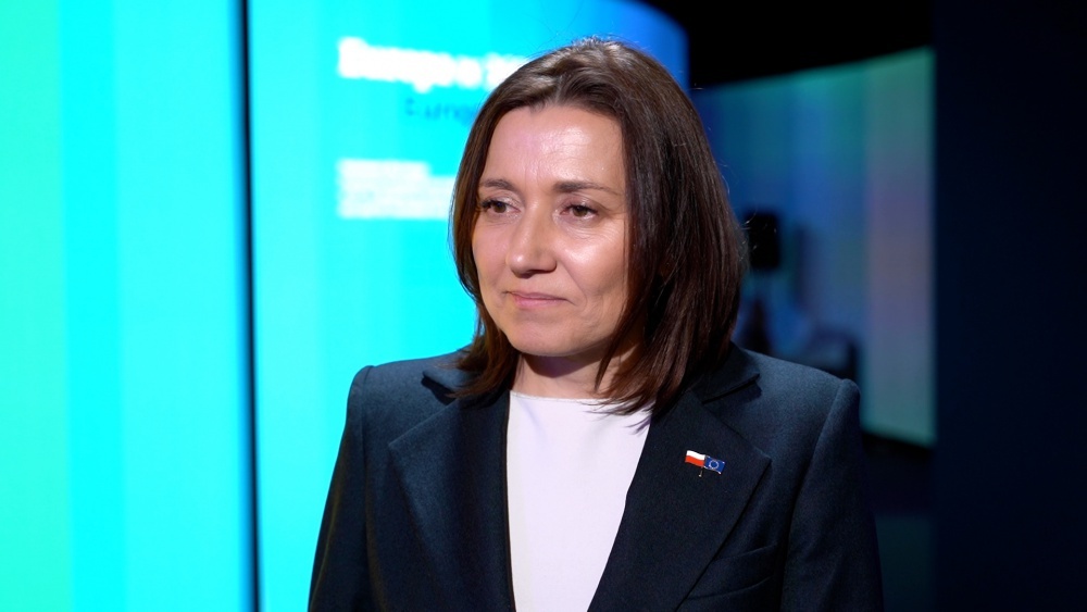 Poparcie dla UE rekordowo wysokie, mimo wzrostu populizmu. Społeczeństwo oczekuje większego zaangażowania w kwestie bezpieczeństwa