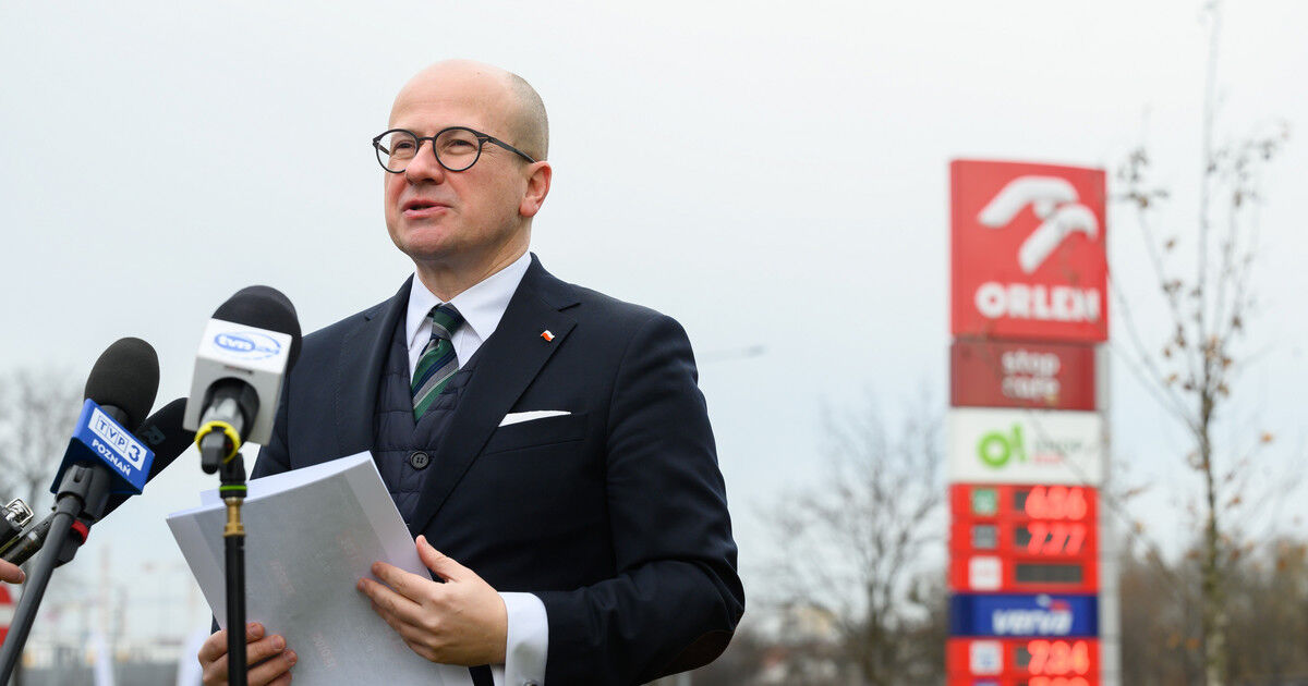 Orlen i Dorota Kania wyrzucili prawicowego naczelnego. "Bo bronił ludzi"