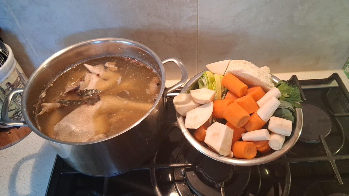 fcde70c8-f08b-4530-988a-9e8d3bac7518