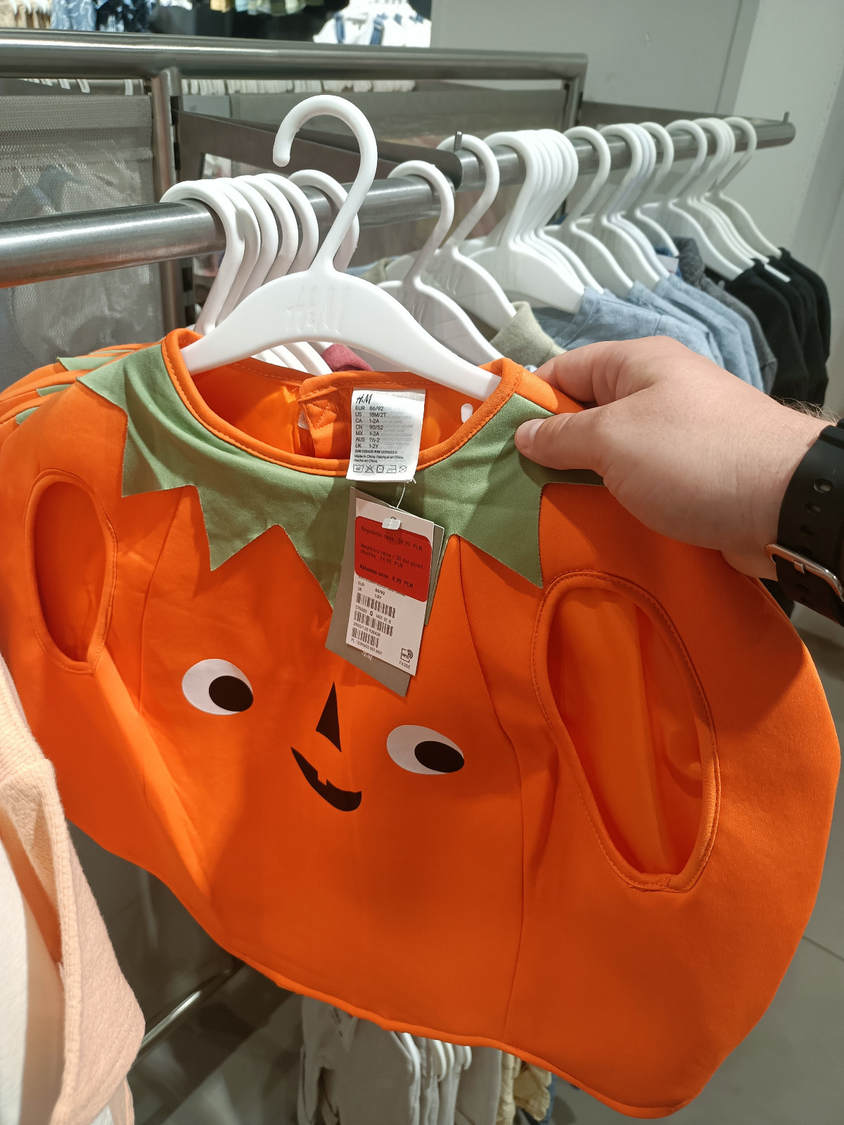 fa3dd540-7b85-4dbf-acb8-d84f23cb1f60