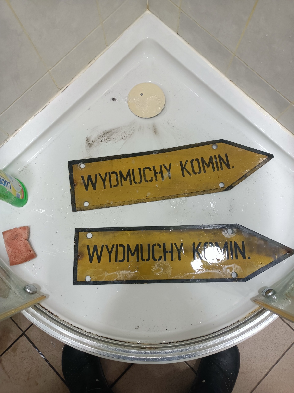 da3d59ac-d112-44cb-8d74-e2dfe1163831