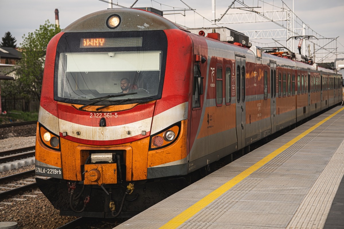 82c7aa52-0c20-4819-a8e7-663e53d795e6