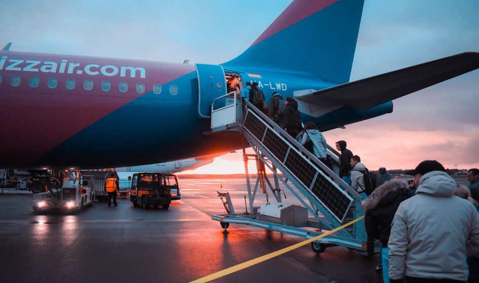 Podróże w dobie pandemii. Wizz Air zachęca do wcześniejszej odprawy