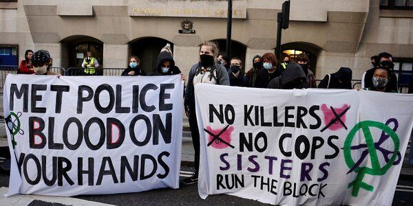 Bezpieczeństwo kobiet. Kilkuset dodatkowych policjantów na ulicach Londynu