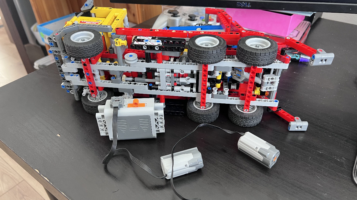 59ea2ab5-861c-40f6-b94c-eaeff61d0403