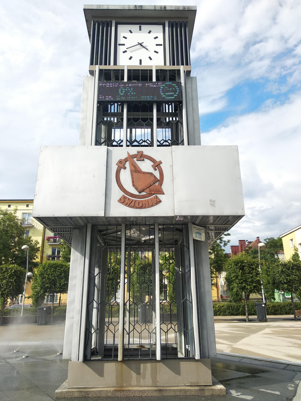 fafd970a-a873-4105-8ab5-bb61e3941907