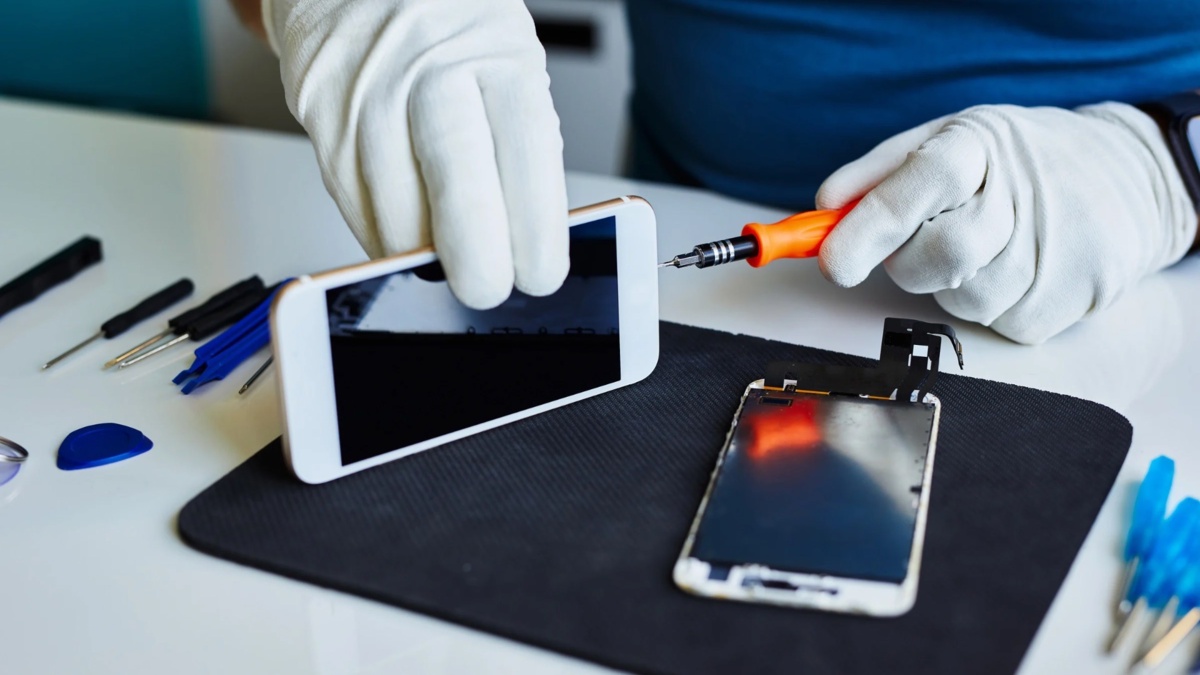 Nowe etykiety na sprzęcie. Dowiesz się, czy dane urządzenie można naprawić - EURACTIV.pl