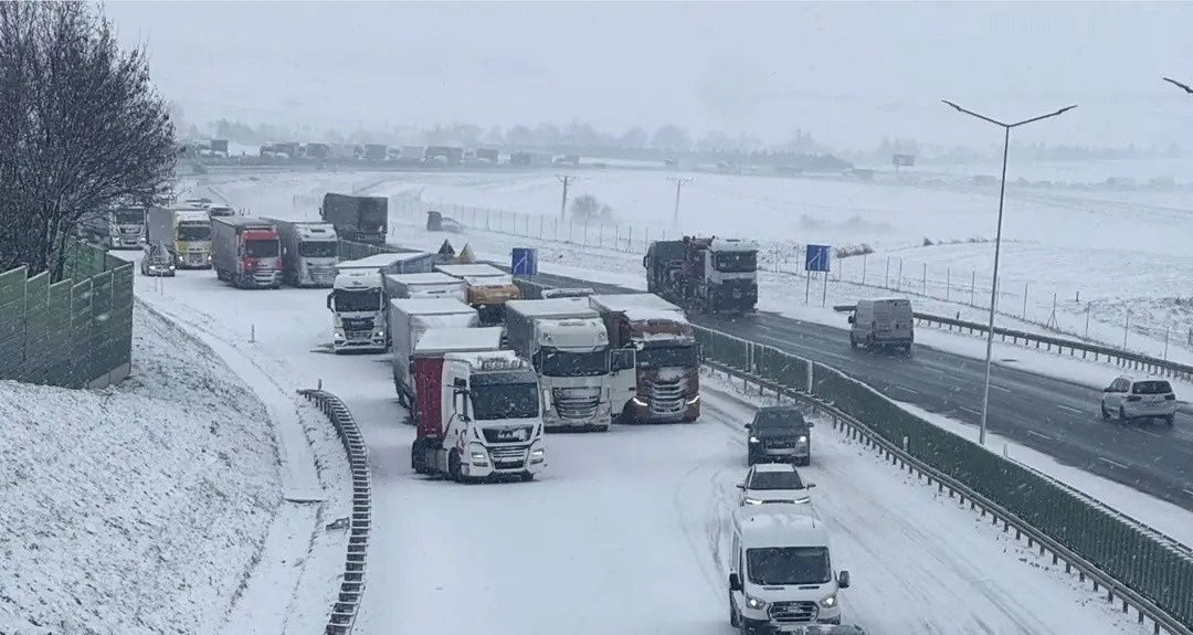 59f7fbe5-be04-405f-a332-de54a4f4b927