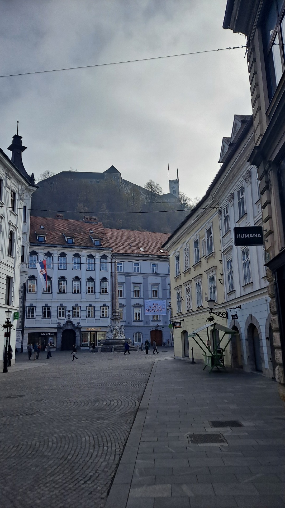 76d8bb5d-bcdb-4ece-bc7f-5818f82f7efb