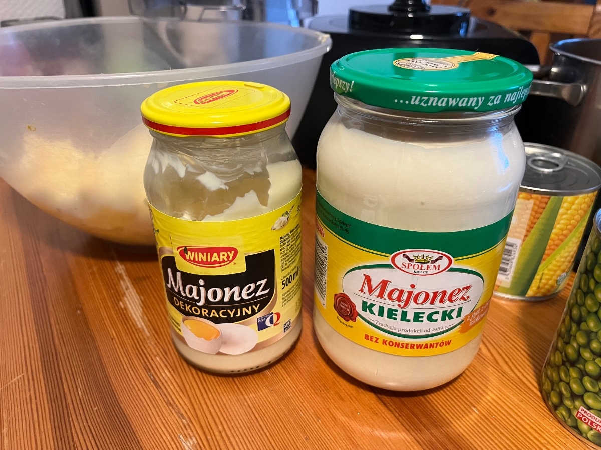 adfec946-b55f-4cfe-bfe8-2fb58767c8be