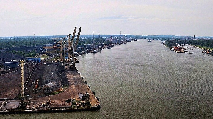 Budowa terminalu w Świnoujściu zablokowana. Winę ponoszą niemieccy ekolodzy