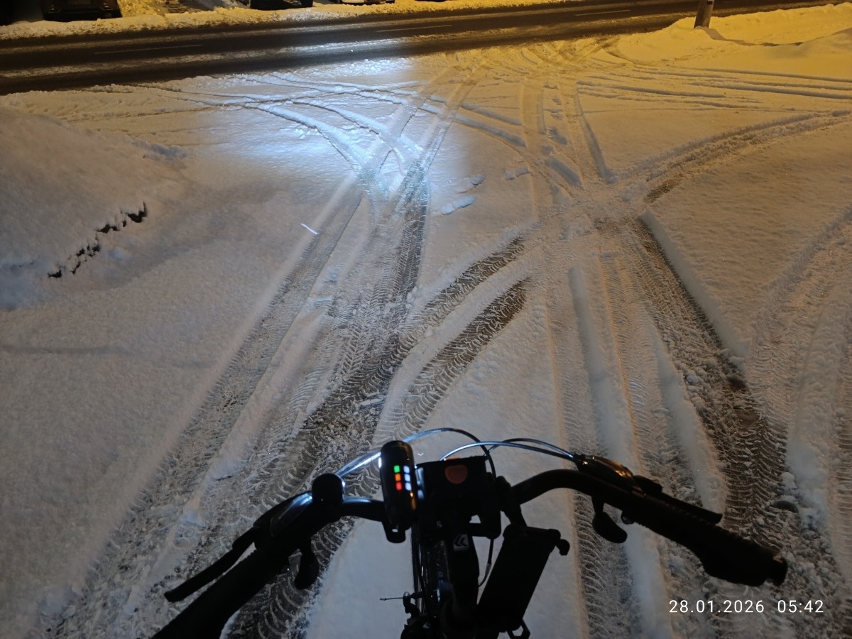 4c711927-d7d8-416a-8112-db93f32a5d09