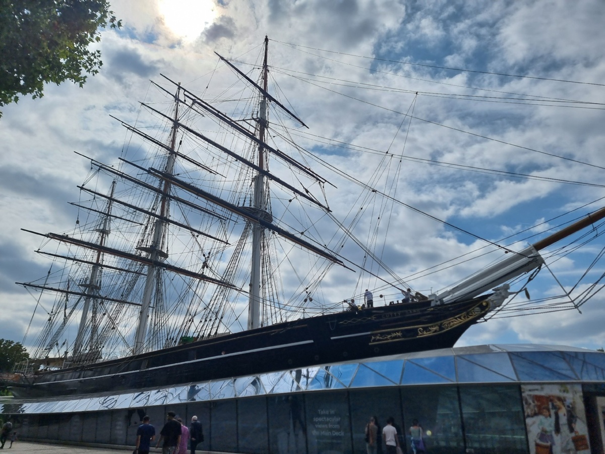 bec5113f-b064-4103-b3c2-39fe5cbe3e26