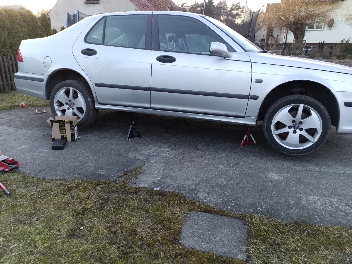 b09814c0-168e-41ca-b53a-d2aedd562995