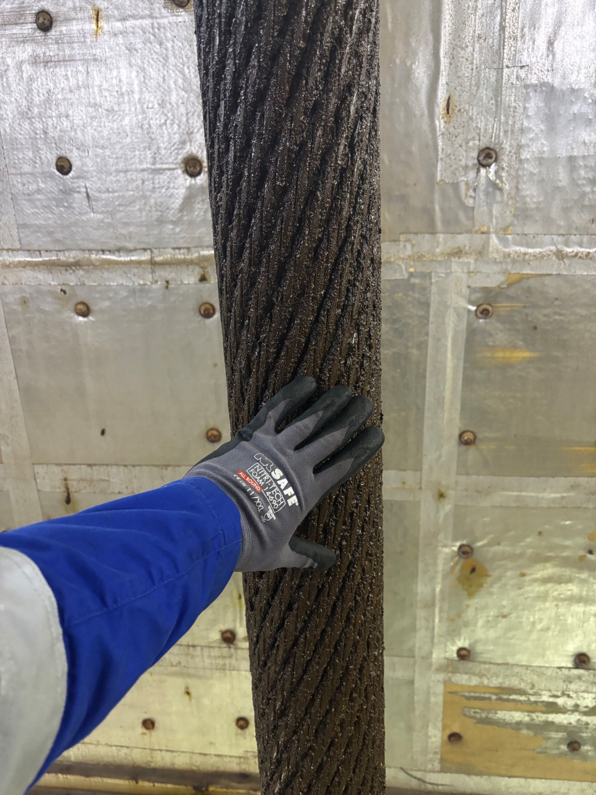 e8ef23af-ff44-4dcd-919f-66e50874fb14