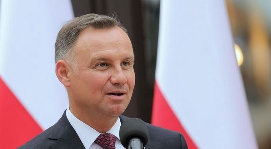 Prezydent: Paszporty covidowe to nie segregacja sanitarna