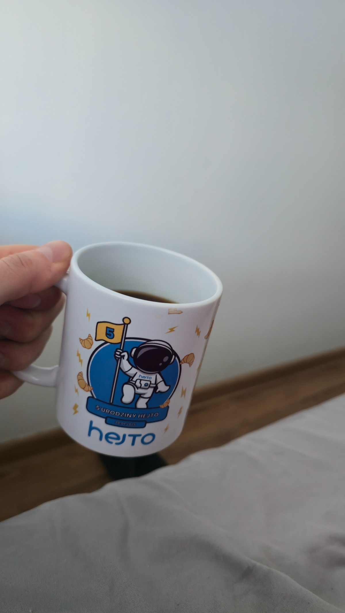 f8fe1b62-1e2a-4f60-bf39-a2187b46e637