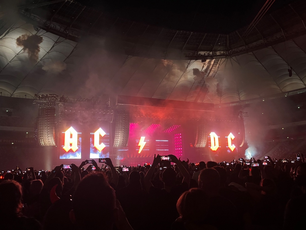 37907d16-af28-441c-8943-69f281d466c1