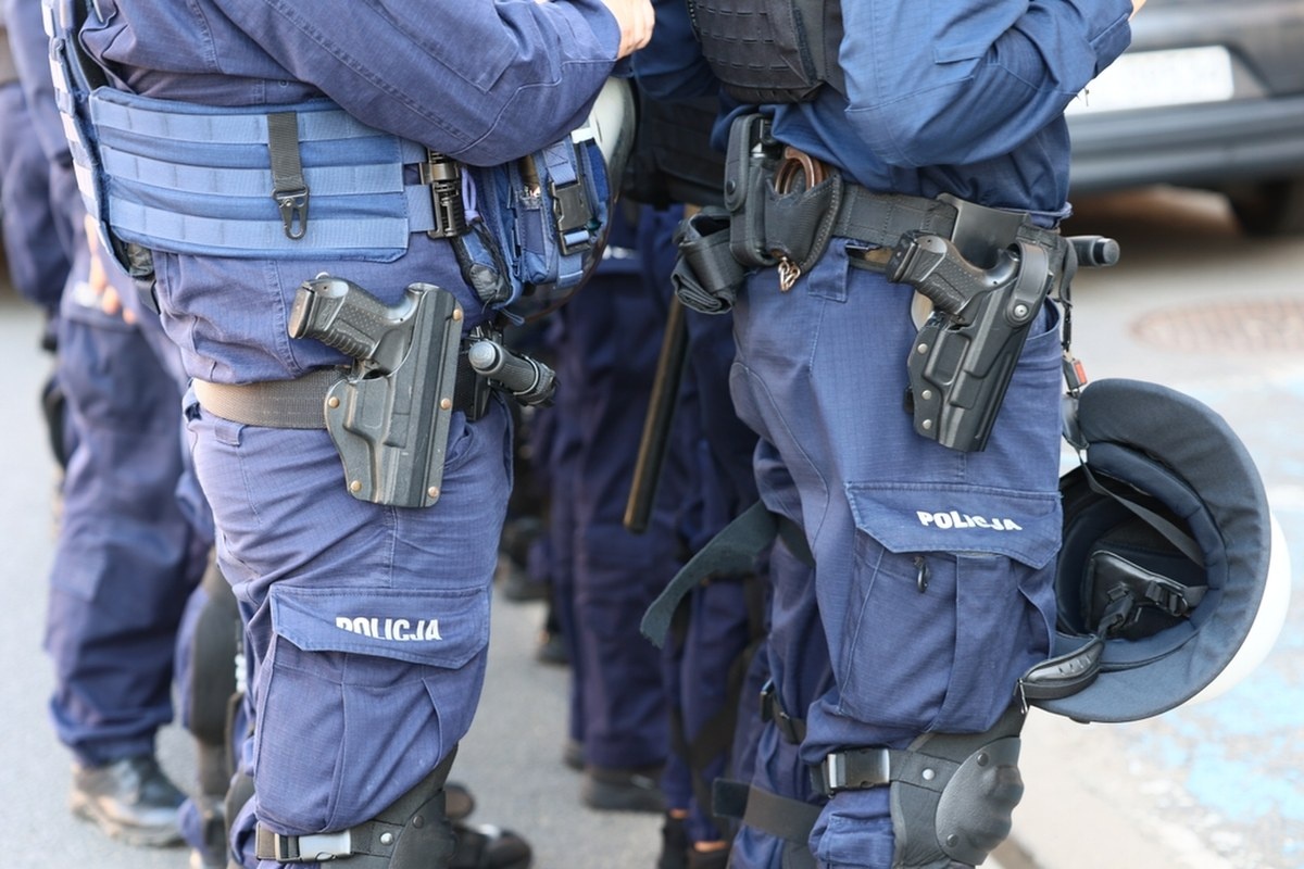 Policjant zastrzelił policjanta w Warszawie - konkluzje