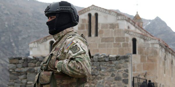 Armenia i Azerbejdżan zgadzają się na zawieszenie broni