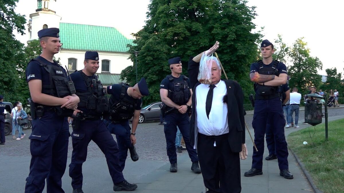 74. urodziny Jarosława i Lecha Kaczyńskich na Wawelu.