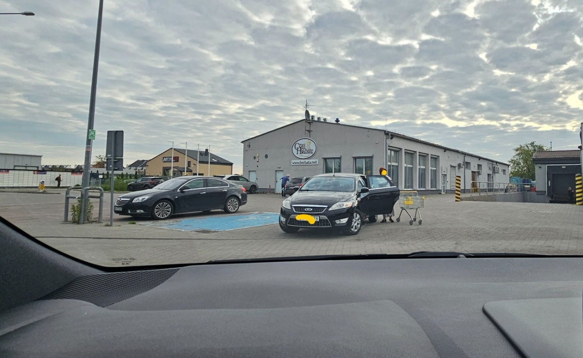 a87f95d5-7337-43cc-a139-a87ad19d11a8