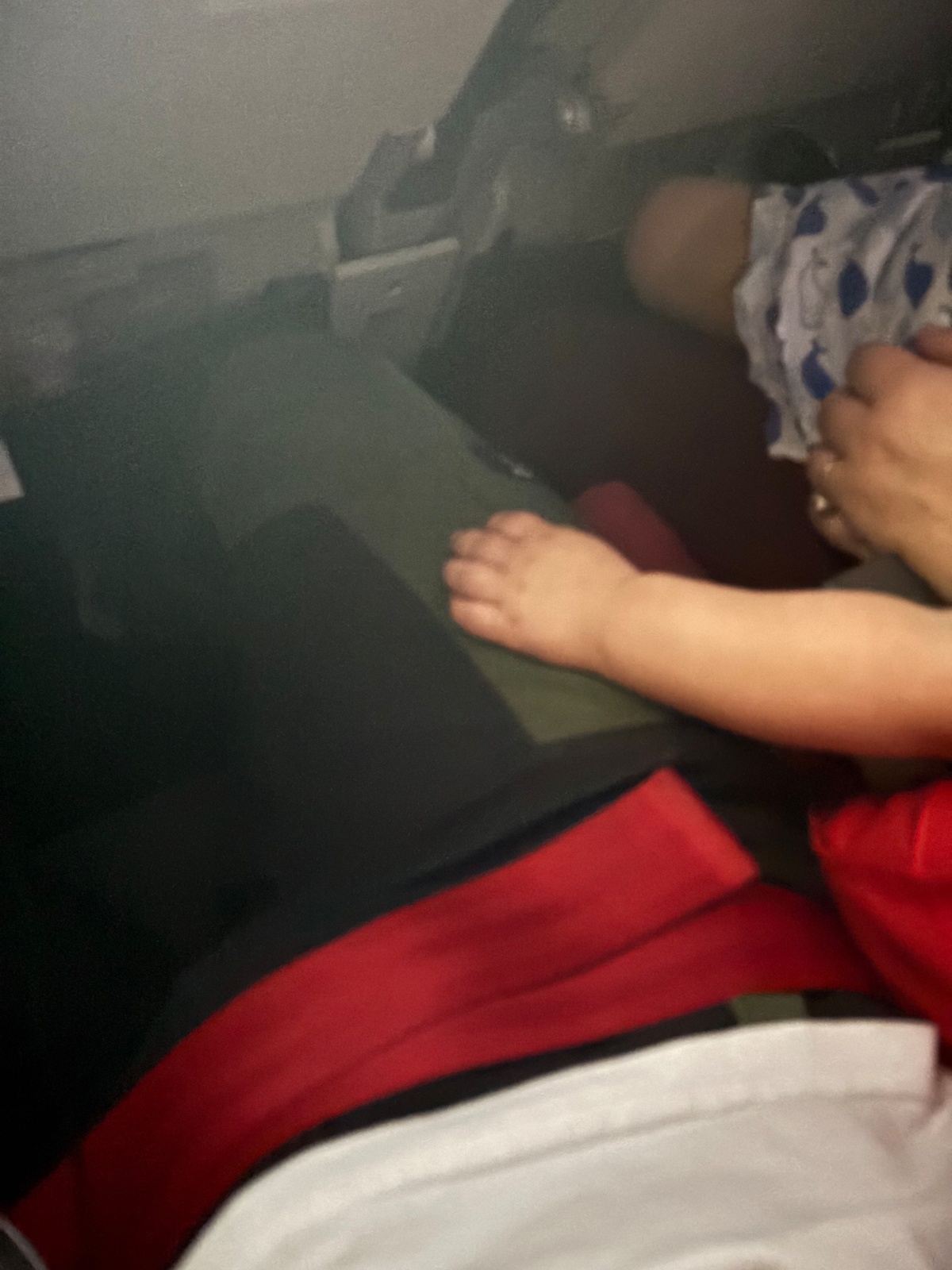 aaccfc7e-44aa-47d6-9a9f-8c38a93b0883