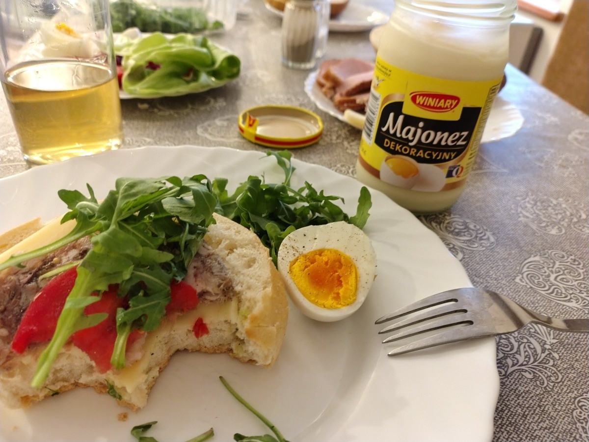 a422834e-f98c-4b6a-96e5-1c4eae56bf18