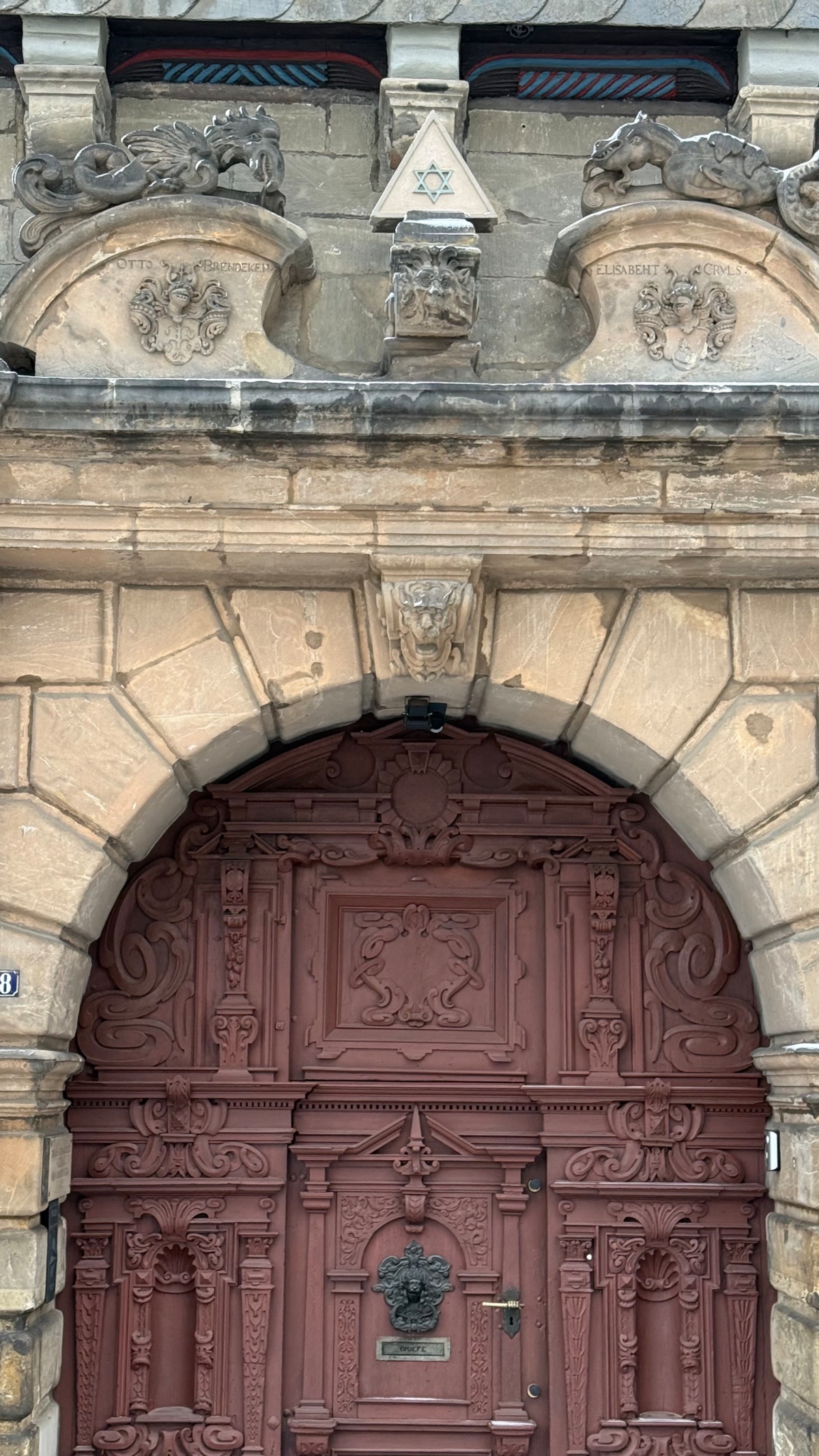 21020a28-9a2f-4426-a904-fd0118767b88