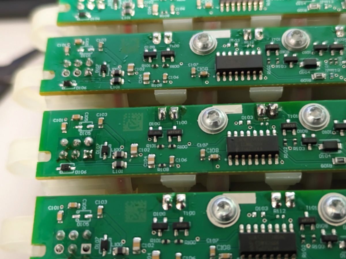 32dec853-d881-4076-947d-38c78e5b6b08