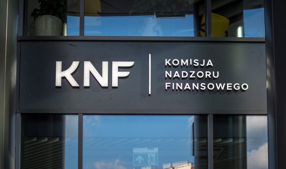 KNF ostrzega przed poradami inwestycyjnymi fininfluenserów