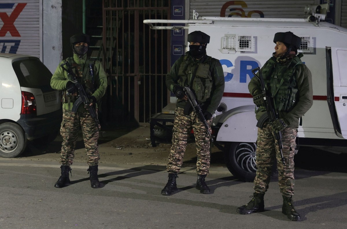 Policjanci wylecieli w powietrze. Makabrycze sceny na komisariacie