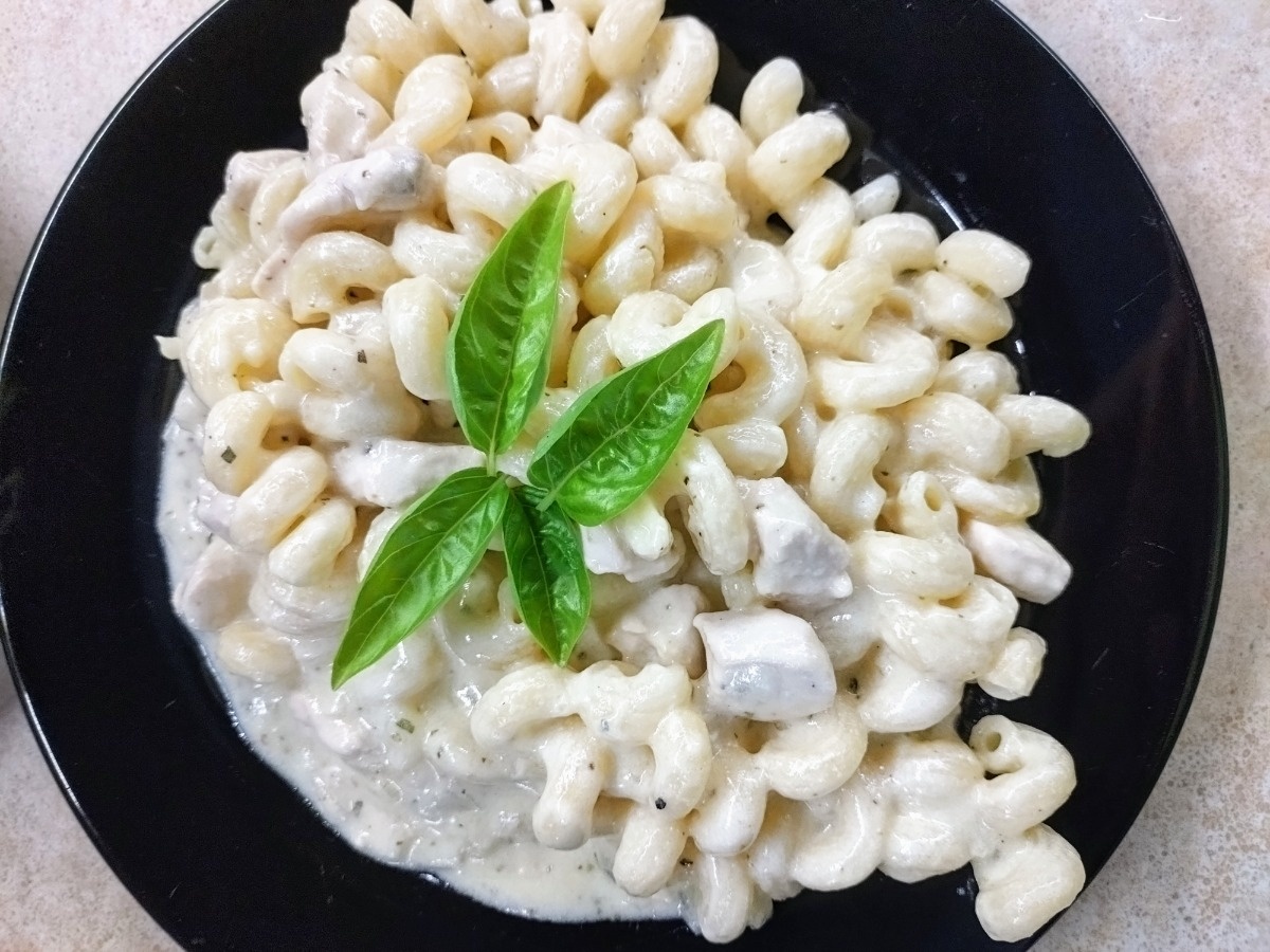 8338f685-5702-405c-afad-2dc543e049eb