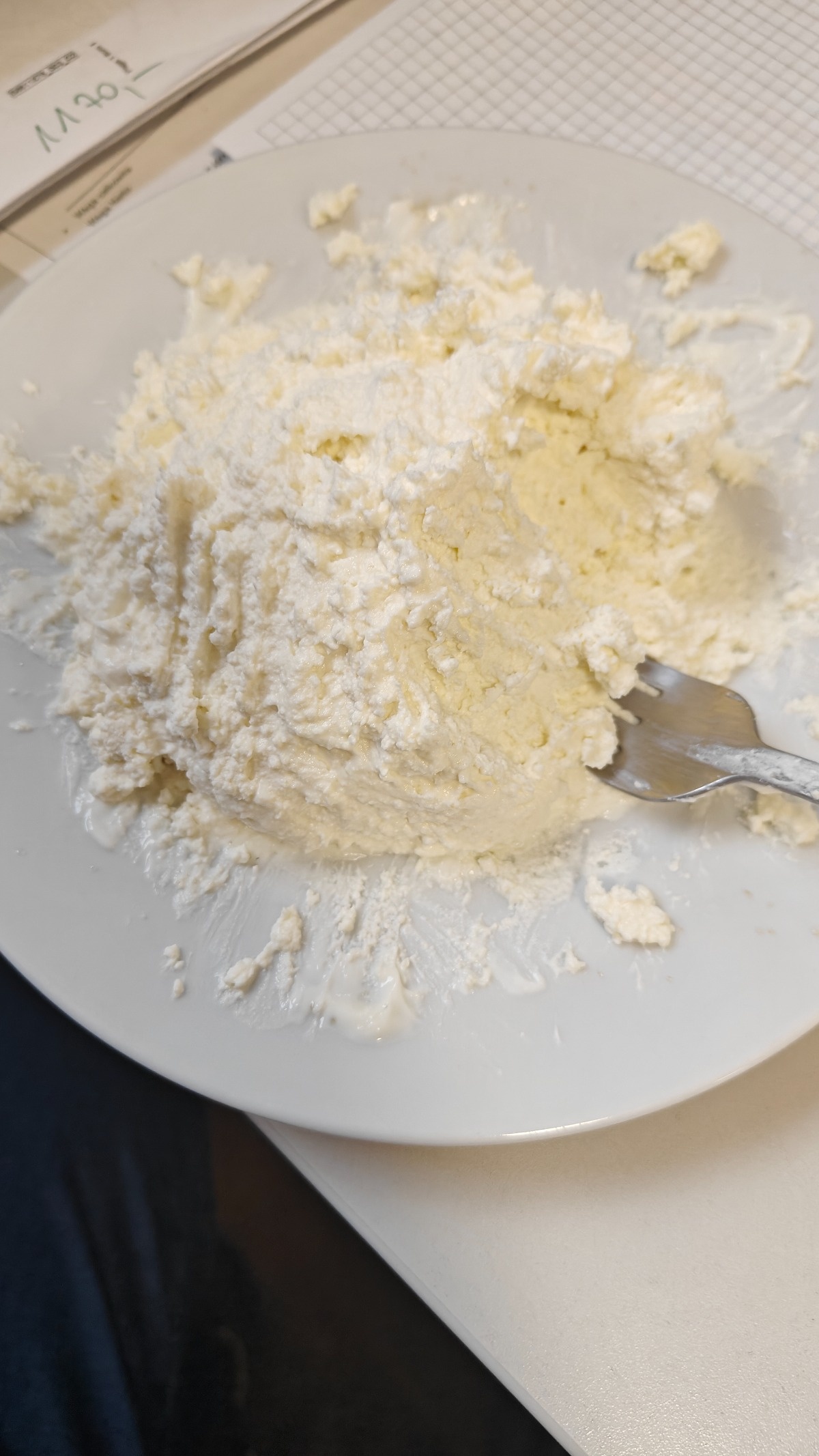 cf9f6793-8890-46d2-a8f7-4950ac9f03f4