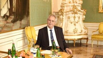 Czechy. Prezydent Zeman w szpitalu. Nie podano przyczyny