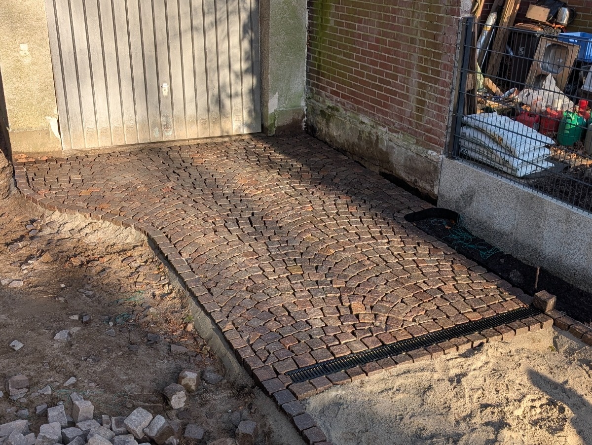 42724e43-5fdb-4264-bd23-b77e2aab86ac